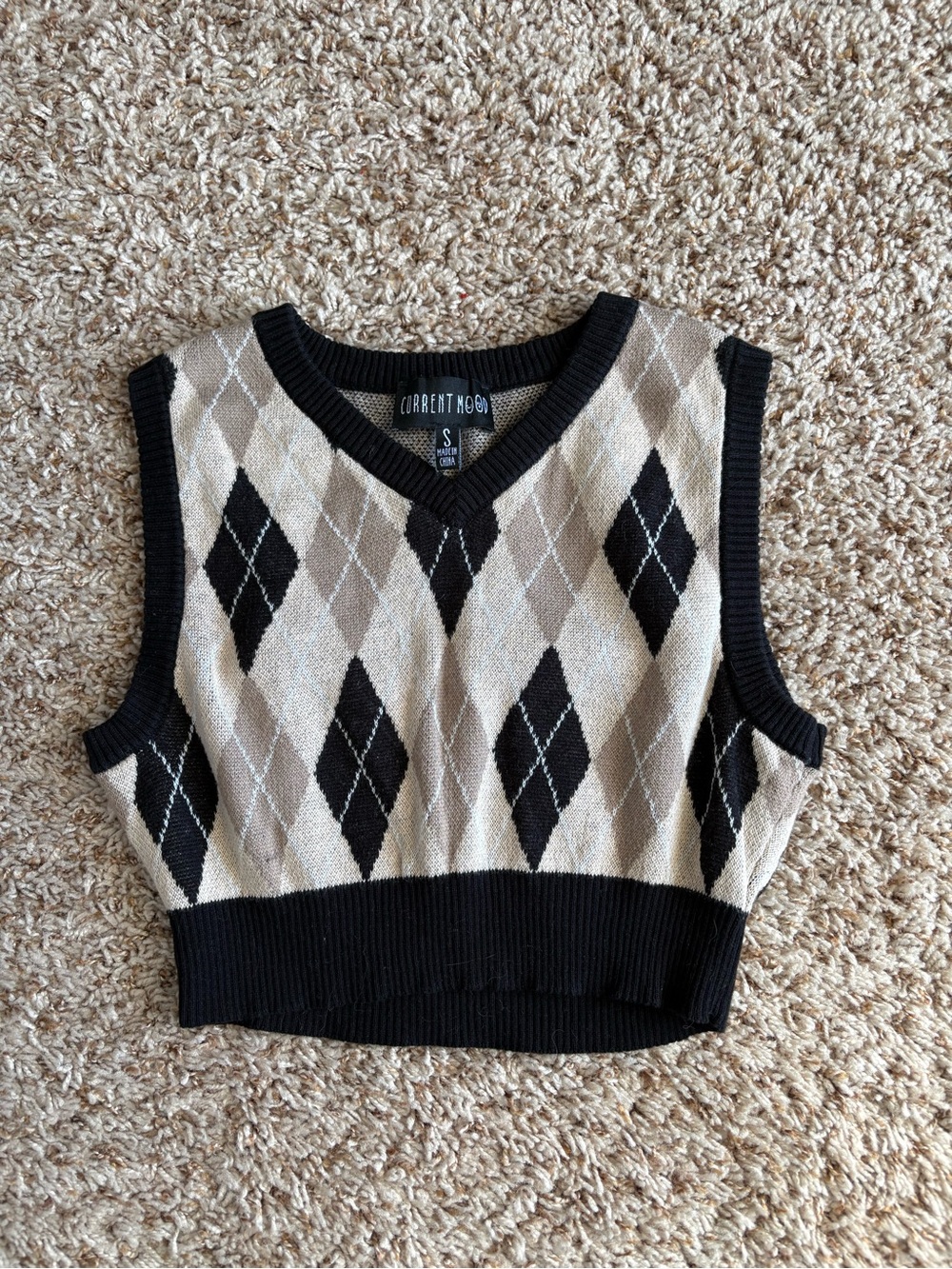 Current Mood Beige and Black Argyle Crop Sweater Vest